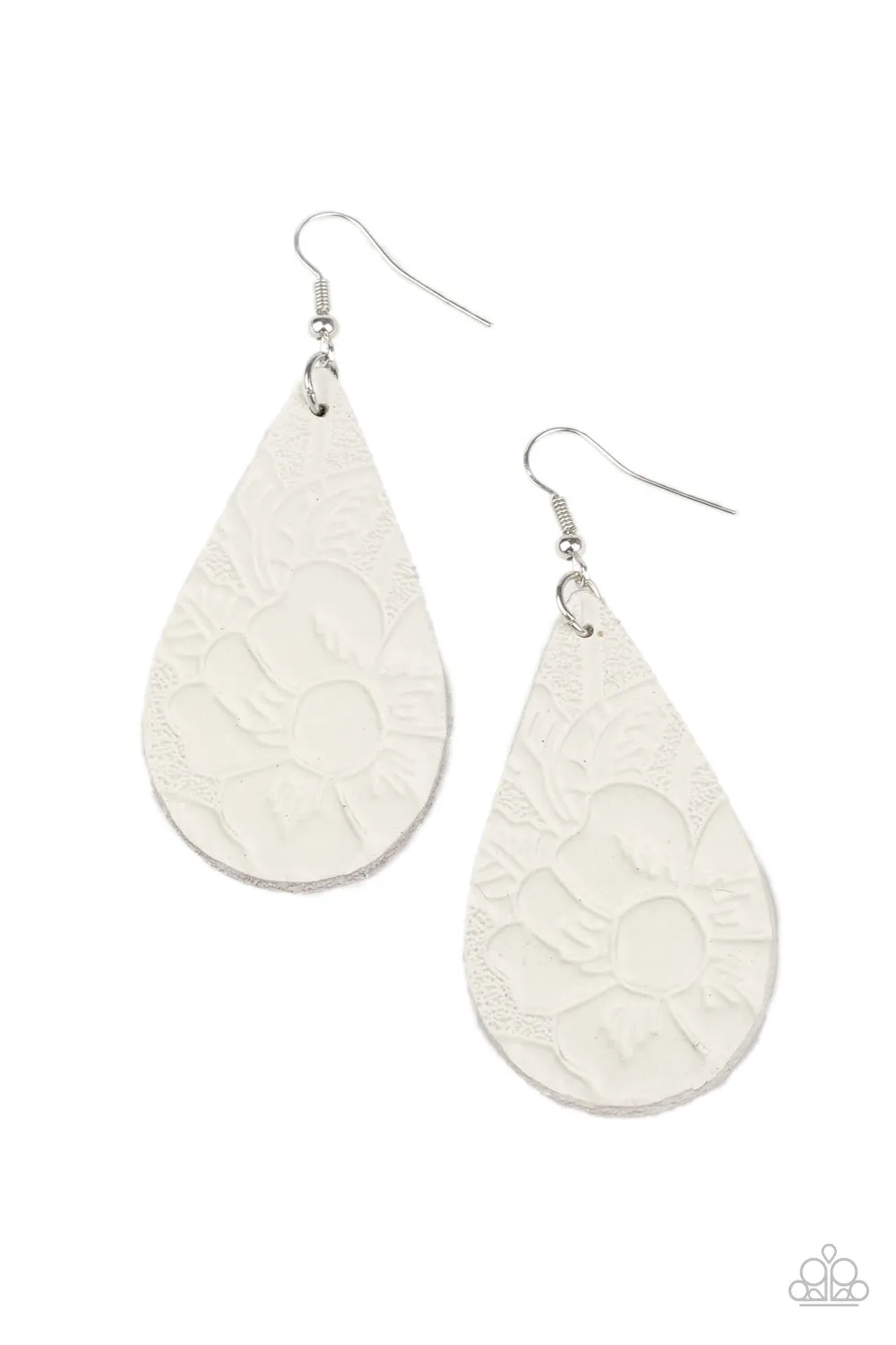 Paparazzi Beach Garden - White Earrings