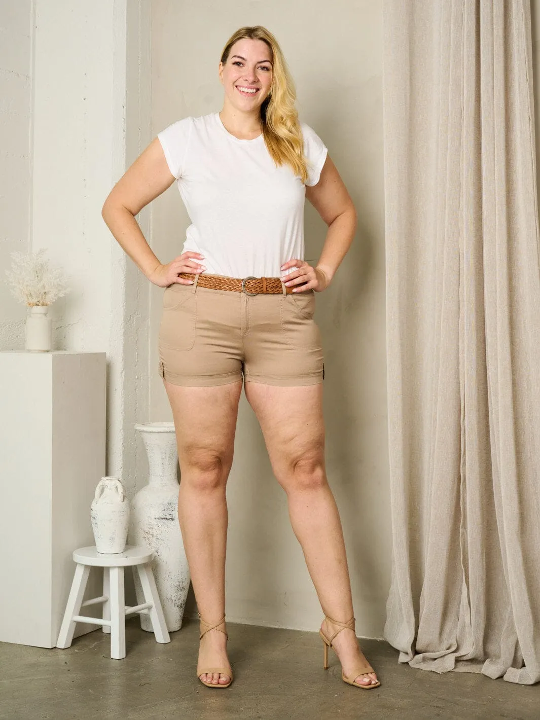 PLUS SIZE BUTTON CLOSURE POCKETS BELTED SHORT
