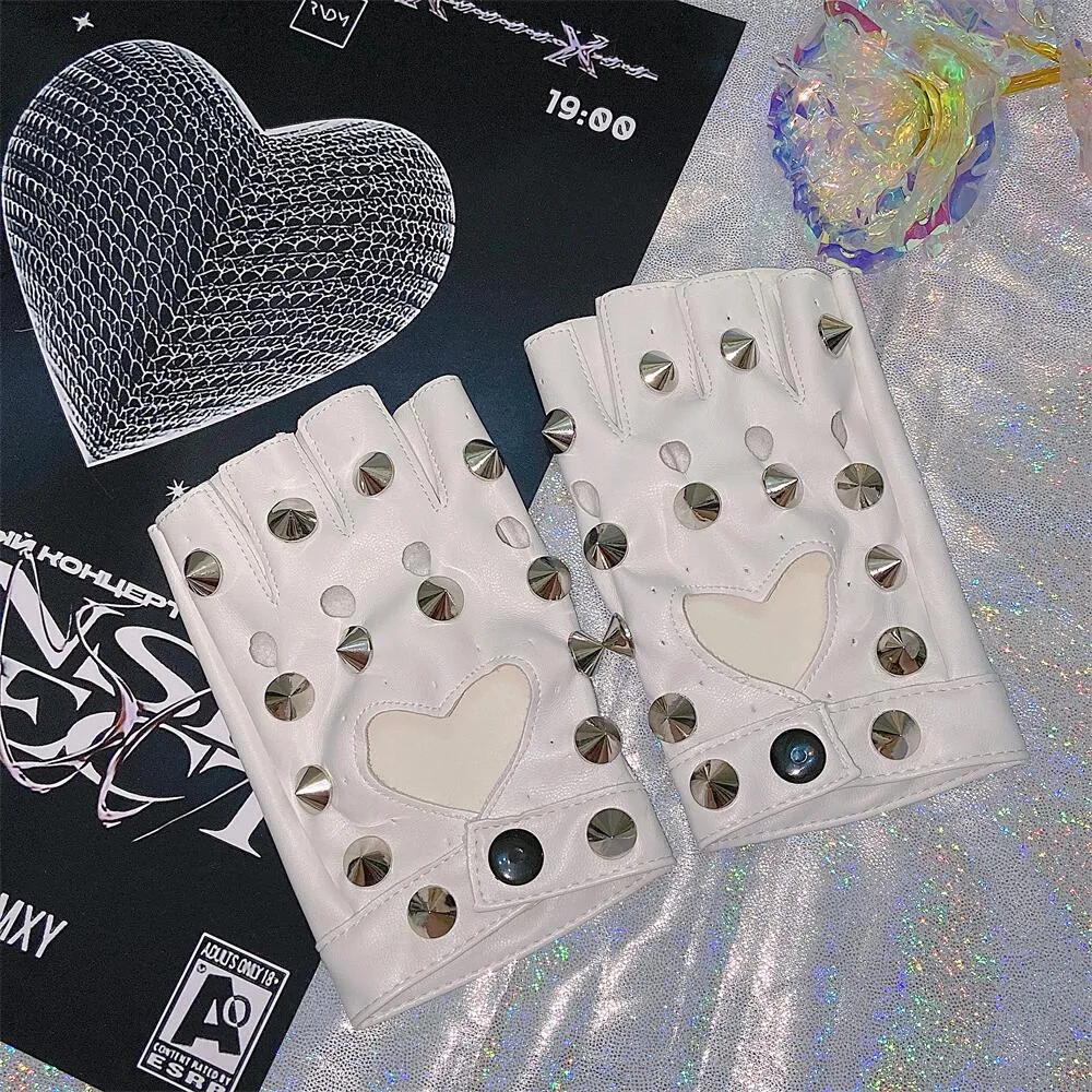 Punk heart hollow gloves yc25006