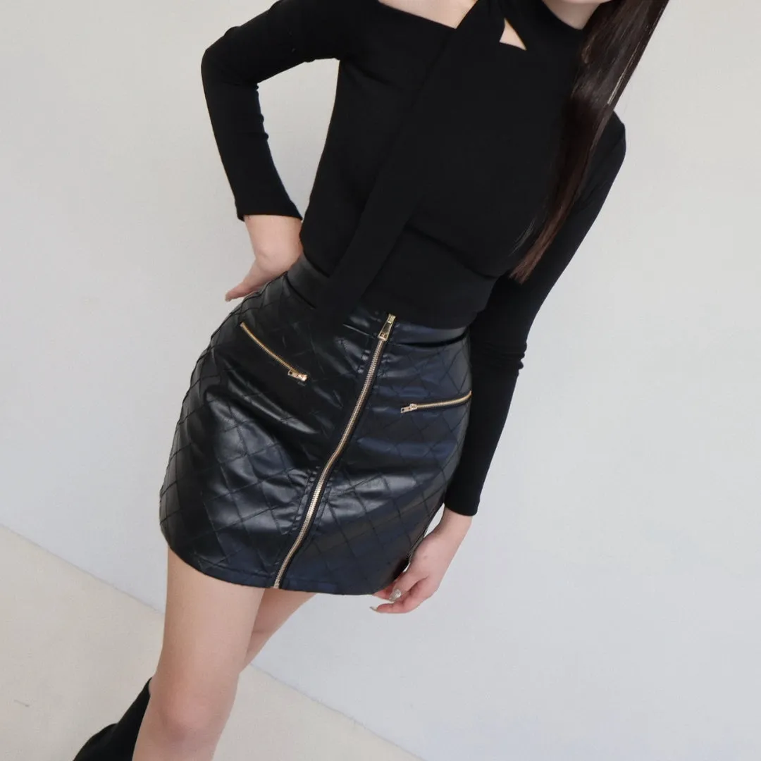 Quilted zipped leather miniskirt