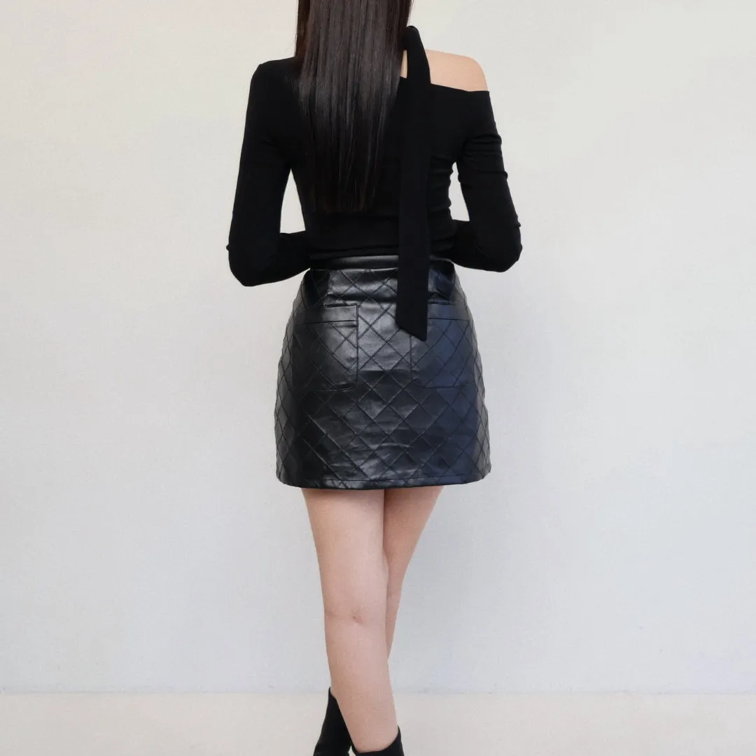 Quilted zipped leather miniskirt