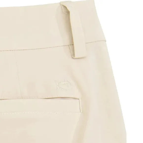 Southern Tide 4 Shorts Inlet Performance 4” in Stone pockets UPF 50 NWT