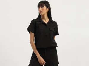 Spread Collar Solid Cinch At Waist Top