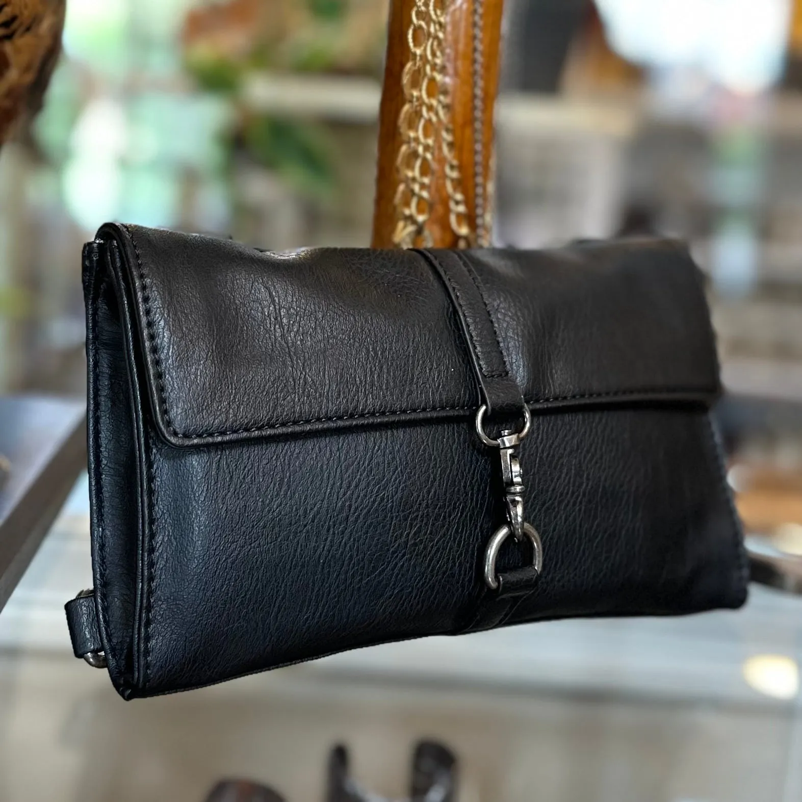The DENVER Crossbody Bag in Black