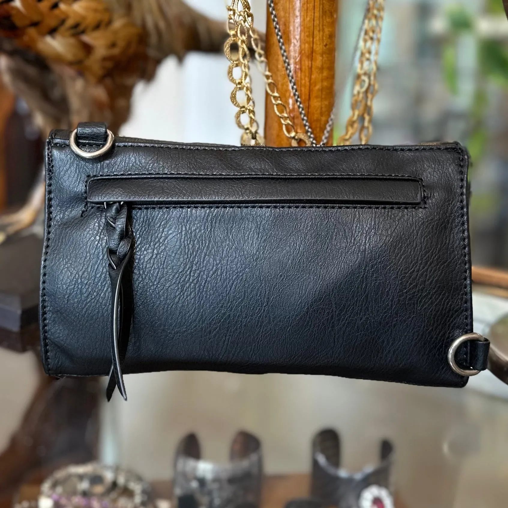 The DENVER Crossbody Bag in Black