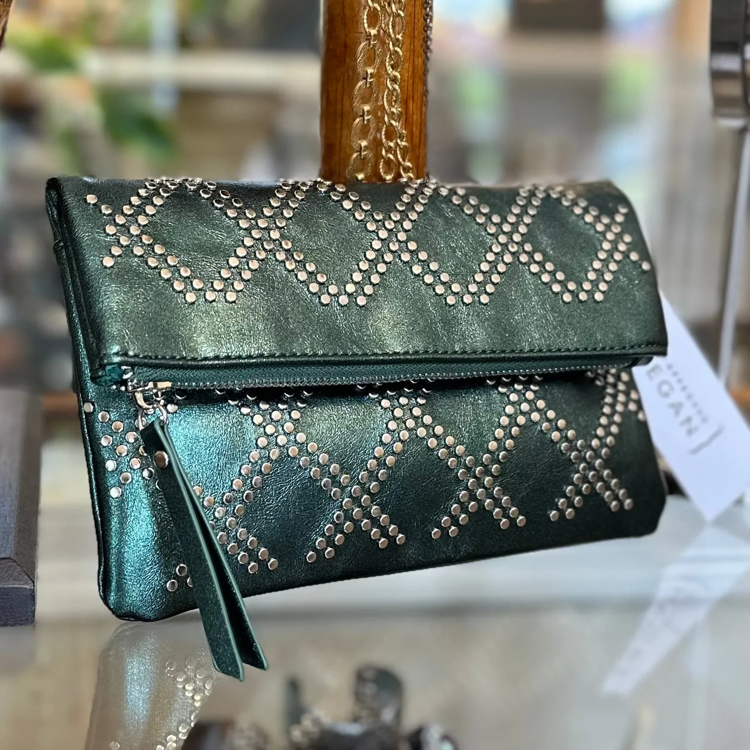 The EMERALD CITY Clutch in Metallic Green