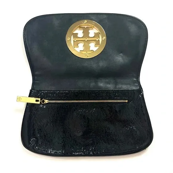 TORY BURCH CRINKLED LEATHER LOGO CLUTCH BAG