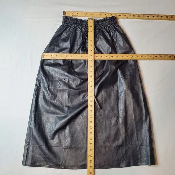 Tuckernuck Women's Size S Faux Leather Skirt Elastic Waist Black