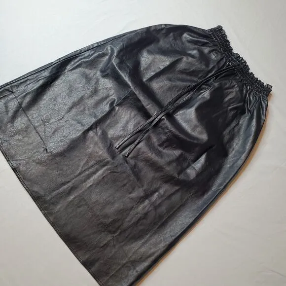 Tuckernuck Women's Size S Faux Leather Skirt Elastic Waist Black