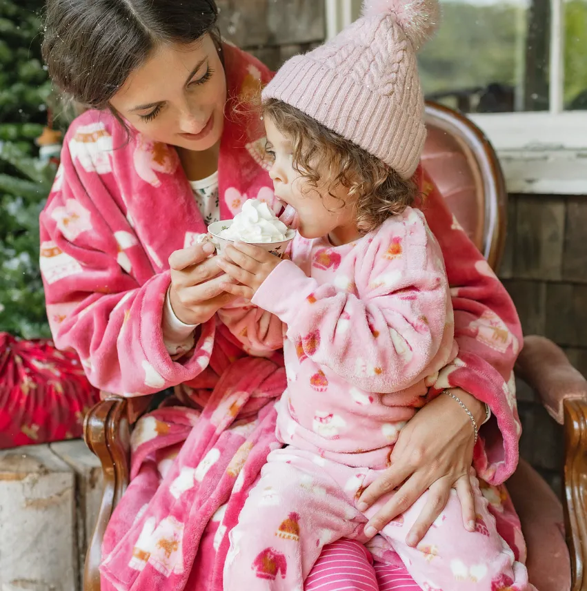 Tuque en tricot rose avec pompon, bébé || Pink knitted toque with a pompom, baby
