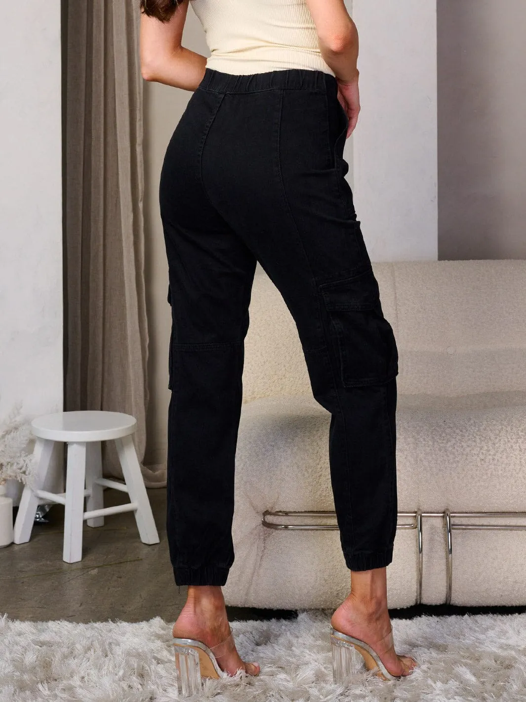 WOMEN'S BUTTON CLOSURE CARGO POCKETS PANTS