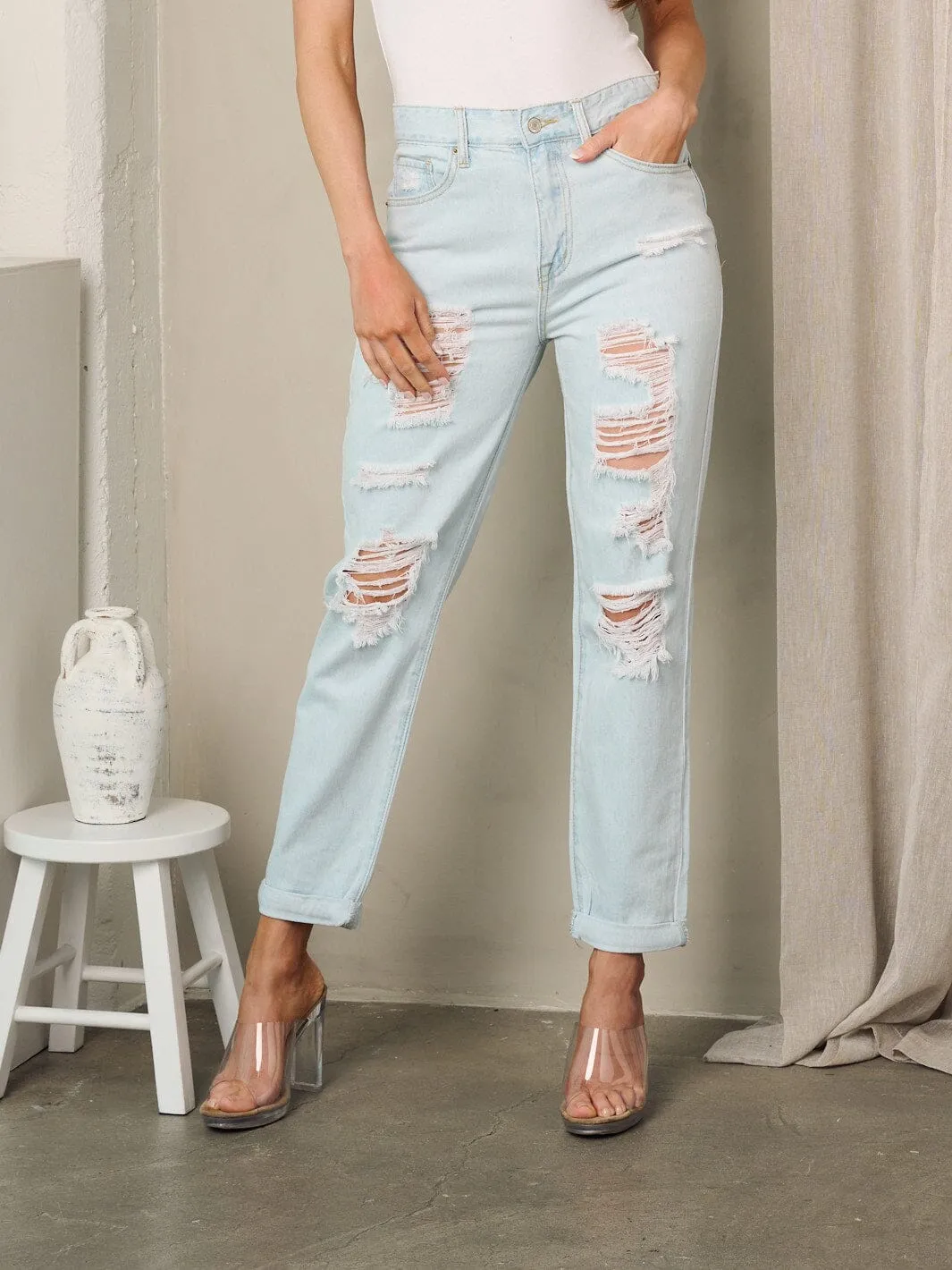 WOMEN'S BUTTON CLOSURE DISTRESSED DENIM JEANS PANTS
