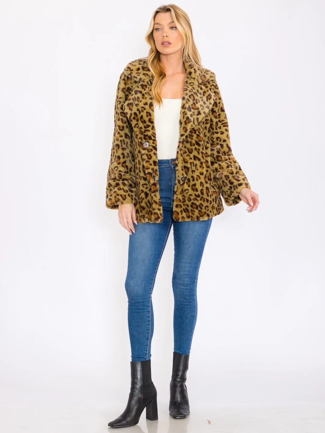 WOMEN'S LONG SLEEVE BUTTON CLOSURE FRONT POCKETS ANIMAL PRINT SHERPA JACKET