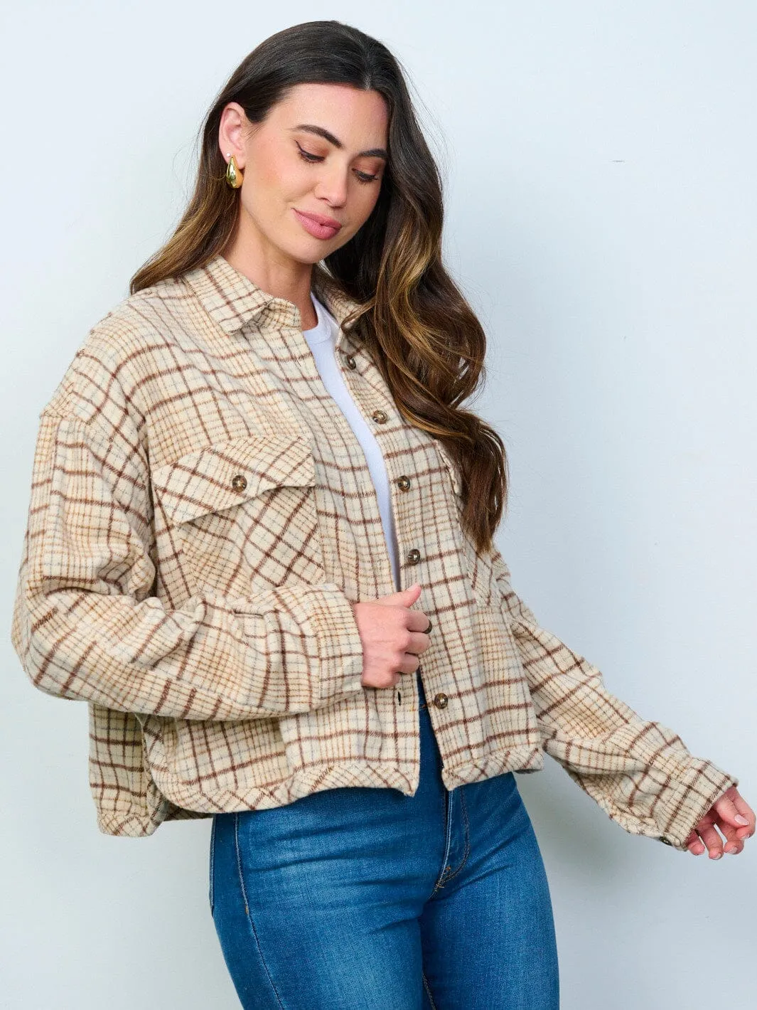 WOMEN'S LONG SLEEVE BUTTON CLOSURE FRONT POCKETS PLAID JACKET