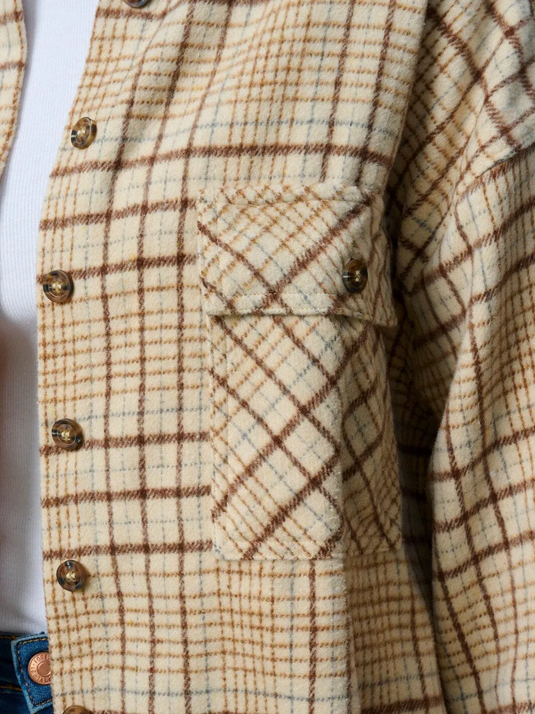 WOMEN'S LONG SLEEVE BUTTON CLOSURE FRONT POCKETS PLAID JACKET