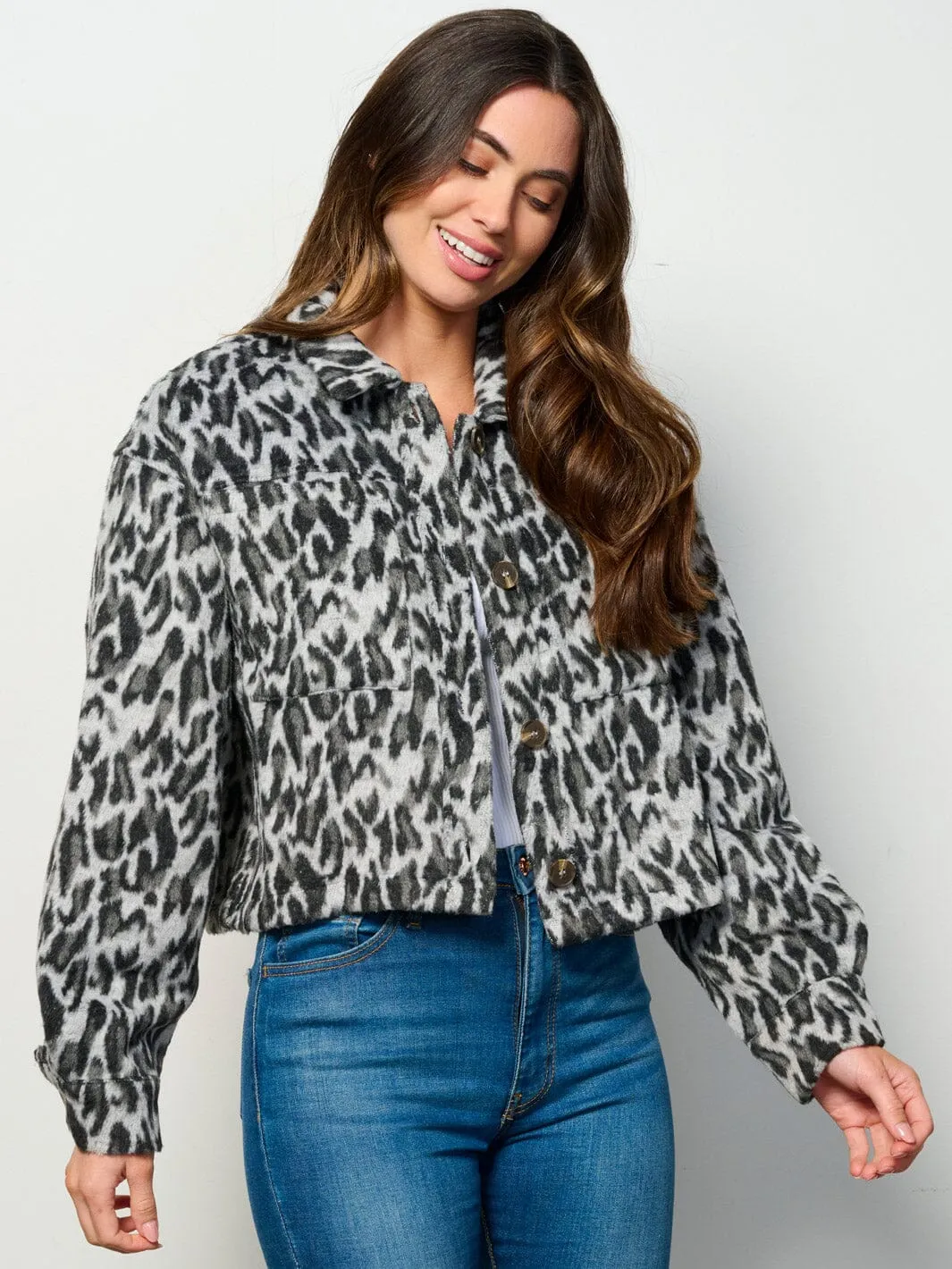 WOMEN'S LONG SLEEVE BUTTON CLOSURE POCKETS ANIMAL PRINT FUZZY JACKET
