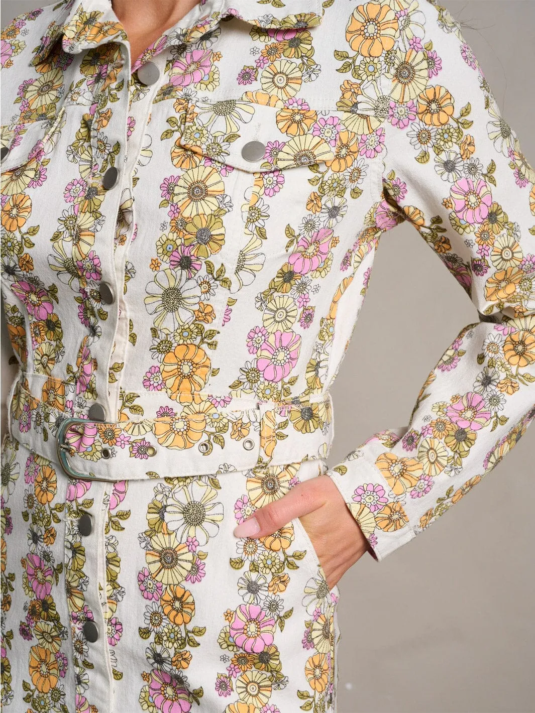 WOMEN'S LONG SLEEVE BUTTON CLOSURE POCKETS BELT FLORAL MINI DRESS