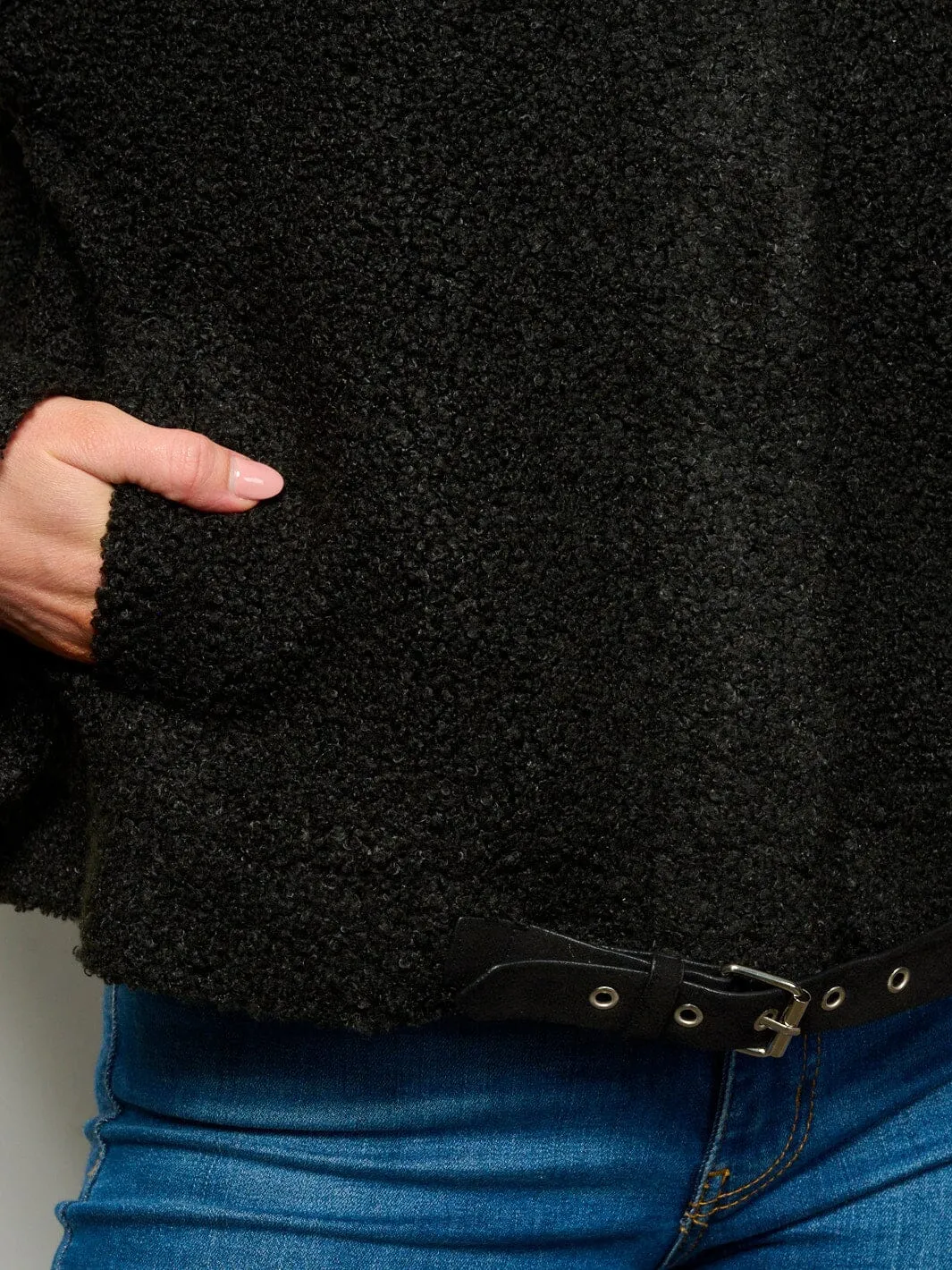 WOMEN'S LONG SLEEVE BUTTON CLOSURE POCKETS SHERPA JACKET
