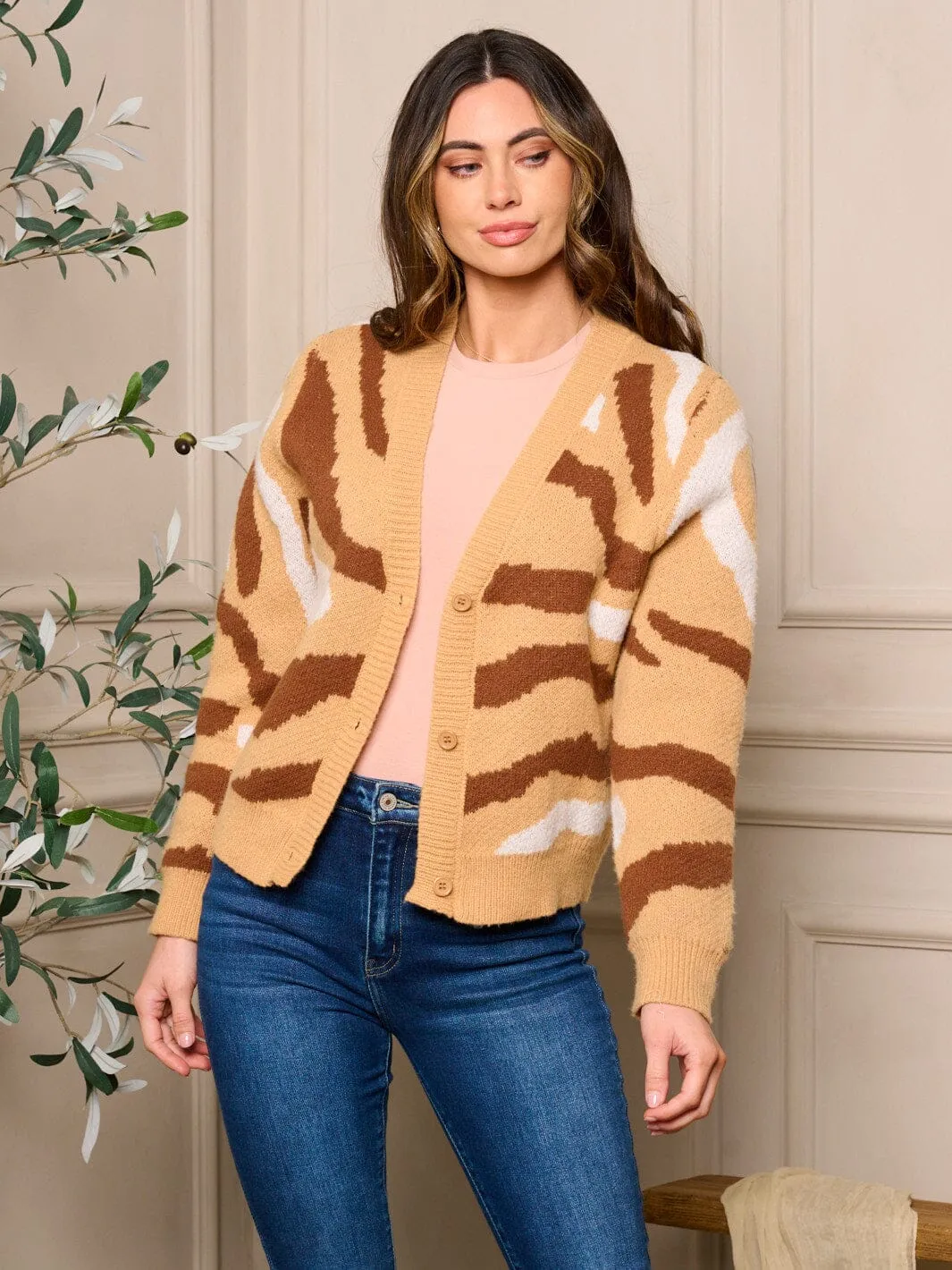 WOMEN'S LONG SLEEVE BUTTON CLOSURE PRINTED CARDIGAN SWEATER