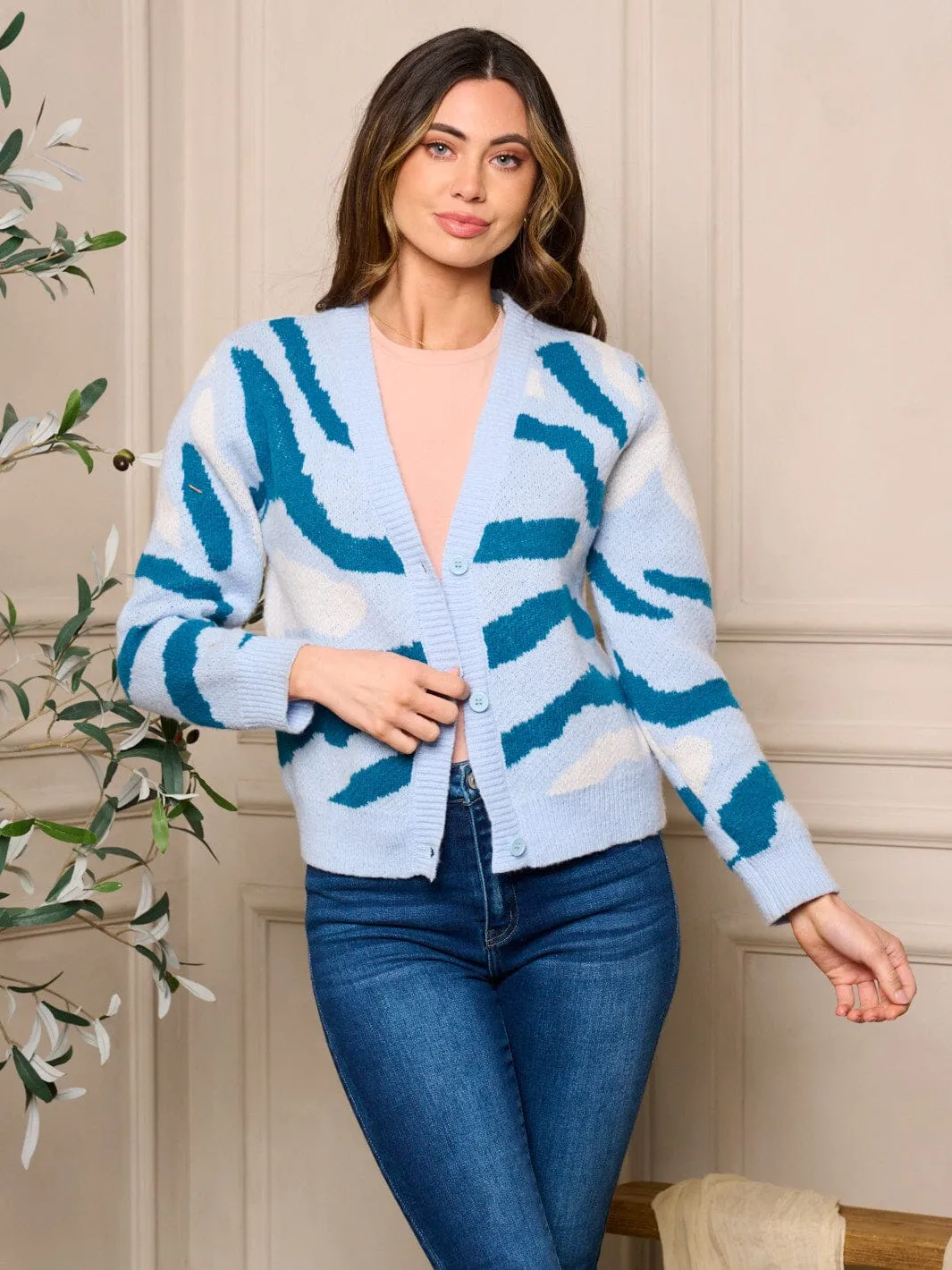 WOMEN'S LONG SLEEVE BUTTON CLOSURE PRINTED CARDIGAN SWEATER